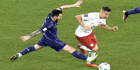 கத்தார் கால்பந்து திருவிழா: அடுத்த சுற்றுக்கு தகுதிபெற்ற அர்ஜென்டினா பிரான்ஸ் அணிகள்