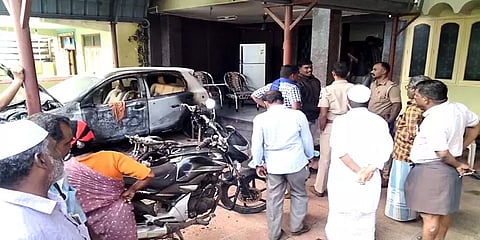 திருவள்ளூரில் திடீரென தீப்பற்றி எரிந்த வாகனங்கள்: பெட்ரோல் குண்டு வீச்சா?