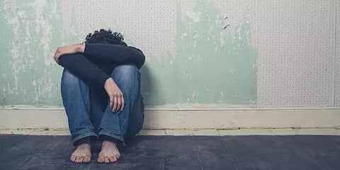 கண்டித்த உடற்கல்வி ஆசிரியர்.. விபரீத முடிவு எடுத்த பிளஸ்-2 மாணவர்