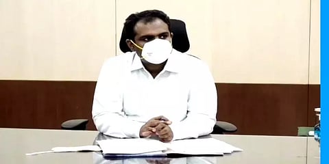 10 ஆயிரம் கொடுத்தால் வினாத்தாள் கிடைக்கும் - கிராம உதவியாளர் பதவிக்கான தேர்வில் சர்ச்சை