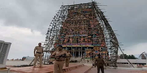 பாபர் மசூதி இடிப்பு தினத்தை முன்னிட்டு பழனி முருகன் கோயிலில் பலத்த போலீஸ் பாதுகாப்பு!