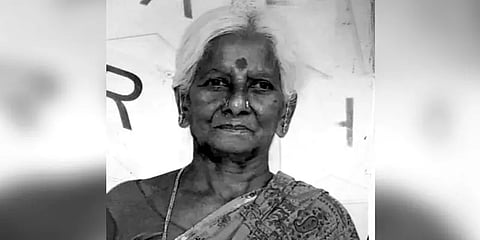 கர்நாடகா: 10 பவுன் நகைக்காக மூதாட்டியை கொலை செய்து பீரோவில் பூட்டி வைத்த கொடூரம்