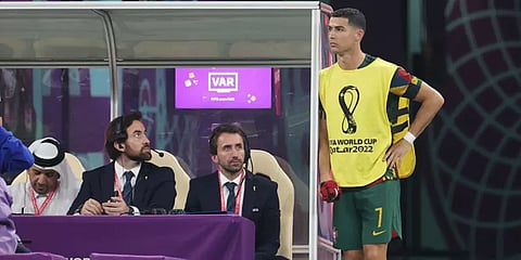 `எவ்ளோ பெரிய அவமானம் தெரியுமா இதலாம்’- பென்ச்சில் ரொனால்டோ... காதலி போட்ட போஸ்ட்!