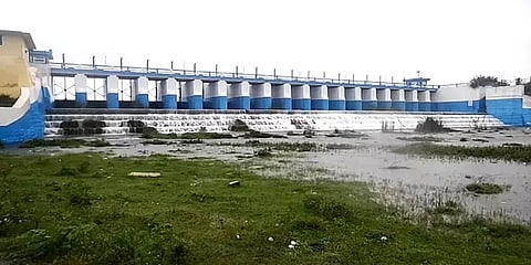 செம்பரம்பாக்கம் ஏரியில் நீர் வரத்து அதிகரிப்பு: உபரி நீரை வெளியேற்ற அதிகாரிகள் முடிவு