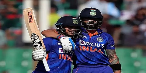 ”அழுத்தமான நேரத்தில் விராட் எனக்கு அதை உணர்த்தினார்”- இரட்டை சதத்திற்கு பிறகு இஷான் கிஷன்!