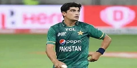 ``என் தாய் இறந்த செய்தியை கேட்ட கையோடு, முதல் நாள் மைதானத்துக்குள் போனேன்”- நசீம் ஷா