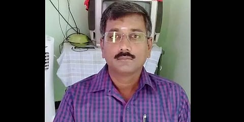 சமூக ஆர்வலரை லாரி ஏற்றி கொல்ல முயற்சி -ஈரோட்டில் நிகழ்ந்த அதிரச்சி சம்பவம்