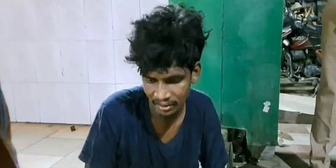 அரசு பேருந்து ஓட்டுநரின் பையிலிருந்து பணத்தை எடுத்துக்கொண்டு ஓட்டம் - பொதுமக்கள் தர்ம அடி