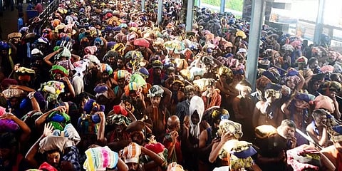 சபரிமலையில் அலைமோதும் பக்தர்கள் வெள்ளம் -34 நாட்களில் 22 லட்சத்துக்கும் அதிகமானோர் தரிசனம்