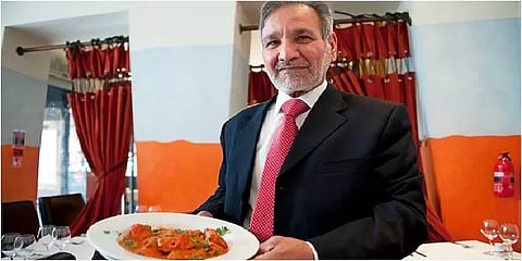 அசைவ பிரியர்களை உலுக்கச் செய்த செய்தி.. சிக்கன் டிக்கா மசாலாவை கண்டறிந்தவர் மறைவு!