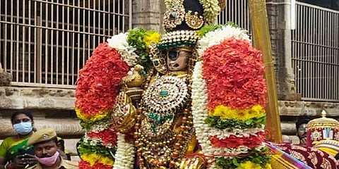 ஸ்ரீரங்கம்: கோலாகலமாக தொடங்கிய வைகுண்ட ஏகாதசி பகல்பத்து உற்சவ காட்சிகள்!