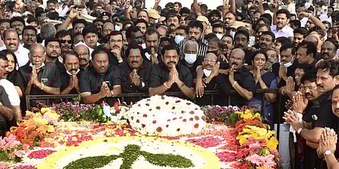 "ஜெயலலிதாவின் ஆத்மா, அவர்களை சும்மா விடாது"- எம்ஜிஆர் நினைவுகூட்டத்தில் ஜெயக்குமார் பேச்சு