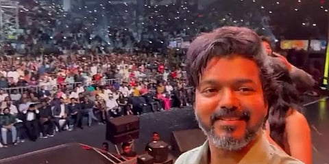 ”1990 களில் எனக்கு போட்டியாக ஒரு நடிகர் உருவானார்”- ’வாரிசு’ விழாவில் விஜய் மாஸ் பேச்சு!