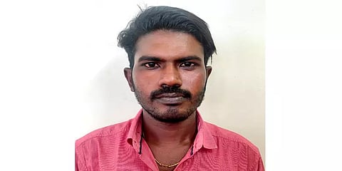 ரேண்டம் எண்களின் Whatsapp DP-க்களை திருடி மிரட்டிய நபர்! அதிரடி காட்டிய சைபர் கிரைம்!