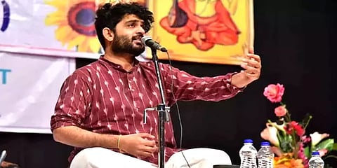 மார்கழி உற்சவ விழா: அரங்கம் அதிர்ந்த பாடகர் சித் ஸ்ரீராமின் கர்நாடக இசை!