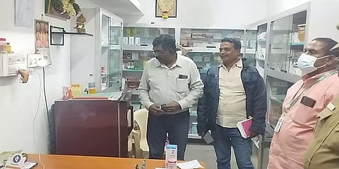 உடல் அரிப்புக்கு மருந்தகத்தில் ஊசி போட்ட தொழிலாளி... சில நிமிடங்களிலேயே நேர்ந்த துயரம்!