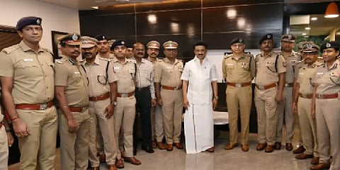 காவல்துறையைச் சேர்ந்த 45 உயரதிகாரிகள் ஒரேநாளில் பணியிடமாற்றம் - தமிழக அரசு