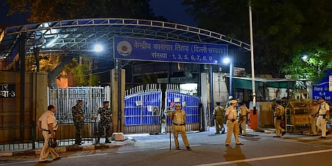 திகார் சிறையில் கைதிக்கு பாலியல் வன்கொடுமை? அரசுக்கு மனித உரிமைகள் ஆணையம் நோட்டீஸ்