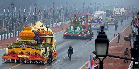 டெல்லி குடியரசு தின விழாவில் பங்கேற்க தமிழக அலங்கார ஊர்தி தேர்வு