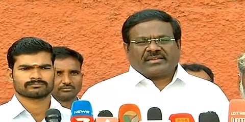 "நுனி மரத்தில் அமர்ந்து, அடிமரத்தை வெட்டுவது போல பேசுகிறார் ஜெயக்குமார்”- பாமக பாலு பேட்டி