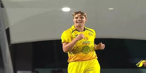 ஐபிஎல் 2023: ஆஸ்திரேலிய வீரர் கேமரூன் கிரீன் பந்துவீச தடை... மும்பை அணிக்கு பின்னடைவு!