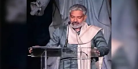 ‘தென்னிந்தியாவிலிருந்து வந்த சிறிய படம்.. ’ -நியூயார்க்கில் விருதுபெற்ற ராஜமௌலி நெகிழ்ச்சி