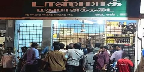 டாஸ்மாக் விற்பனை நேரத்தை மாற்றலாமே? அரசுக்கு பரிந்துரைத்த உயர்நீதிமன்றம்!