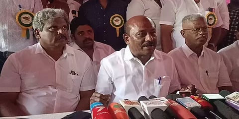 சாலையோர சிம்கார்டு விற்பனை;டெஸ்ட் பர்சேஸ் முறைகளை ரத்து செய்யவேண்டும்-வணிகர் சங்க தலைவர்