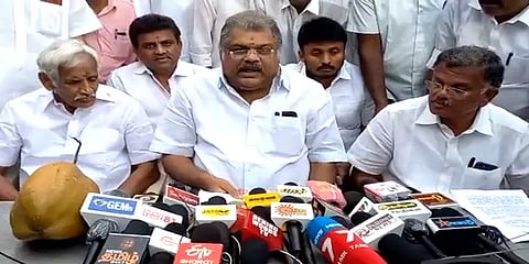 ``இதுபோன்ற சாதாரண விஷயங்களை புரிதலின்றி அரசியலாக்க வேண்டாம்”- ஆளுநருக்கு ஆதரவாக ஜிகே.வாசன்