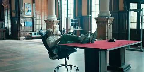 துணிவு விமர்சனம்: மணி ஹெய்ஸ்ட் பாணி... மங்காத்தால கொஞ்சம் சோஷியல் மெசேஜ் சேர்த்தா...!