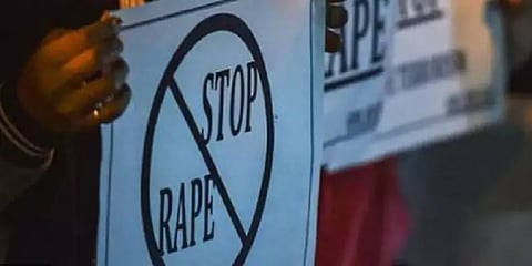 ம.பி: தலைக்கேறிய போதையில் 90 வயது மூதாட்டியை பாலியல் வன்கொடுமை செய்த நபர்!