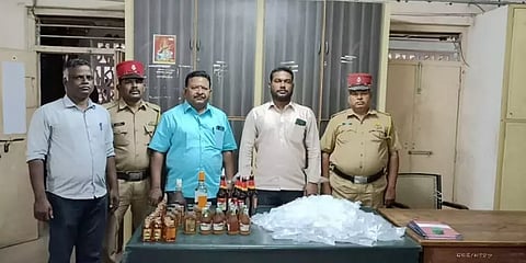 புதுச்சேரி: திருவள்ளுவர் தினத்தில் கள்ளத்தனமாக மது விற்பனை - 7 பேர்மீது கலால் துறை வழக்கு