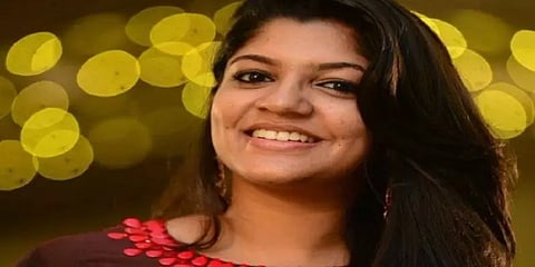 அட்வான்டேஜ் எடுத்த மாணவரால் சங்கடமான அபர்ணா பாலமுரளி - மன்னிப்பு கேட்ட கல்லூரி சங்கம்!