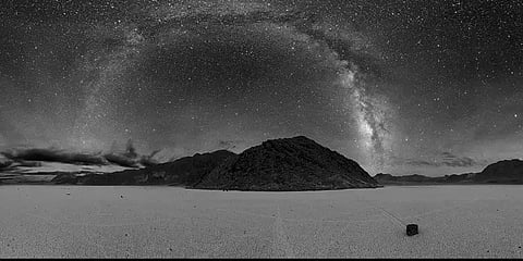 ”பாறைகள் தானாக நகர்கிறதா?”.. உலகின் அபாயகரமான மரணப் பள்ளத்தாக்கும், அவிழாத மர்மமும்!