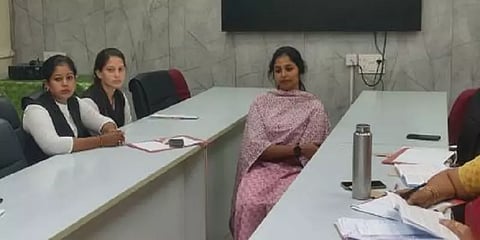 விசாரணைக்குழு முன்பு ஆஜரான ஷர்மிகா - எழுத்துப்பூர்வ விளக்கம் அளிக்க உத்தரவு