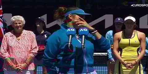 கடைசி கிராண்ட்ஸ்லாம் போட்டியில் அதிர்ச்சி தோல்வி: கண்ணீருடன் விடைபெற்ற  சானியா மிர்சா