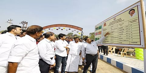 "குறை கூறமுடியாத ஆட்சி நடப்பதால் எதிர்க்கட்சியினர் தங்களுக்குள் மோதி கொள்கின்றனர்"-உதயநிதி