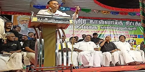 ”நானே கைகளை வெட்டுவேன்”- தொடர் கதையாகும் திமுக தலைவர்களின் சர்ச்சை பேச்சுகள்! ஓர் தொகுப்பு