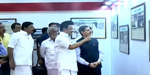 `காந்தியும் உலக அமைதியும்’ புகைப்பட கண்காட்சியை திறந்து வைத்த தமிழ்நாடு ஆளுநர், முதல்வர்!