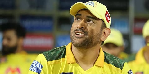 'தோனி ஒரு சுயநலமற்ற வீரர்' - முன்னாள் ஜாம்பவான்கள் சர்ட்டிஃபிகேட்