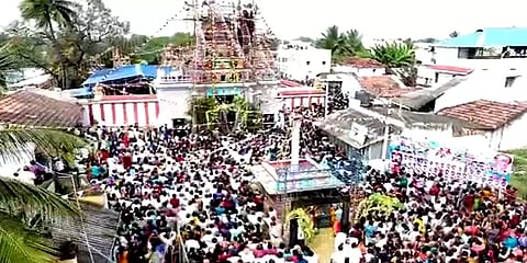 திண்டுக்கல்: 300 ஆண்டுகள் பழமையான பெருமாள் கோயிலில் விமரிசையாக நடந்த கும்பாபிஷேகம்