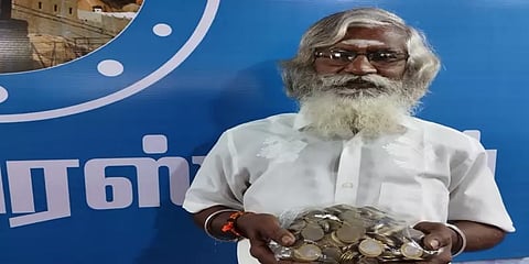 ஈரோடு இடைத்தேர்தல்: வினோத முறையில் வேட்பு மனு தாக்கல் செய்த சுயேட்சை வேட்பாளர்!
