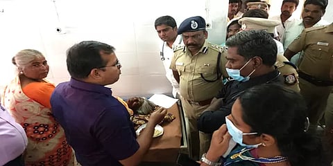 நான்கு மூதாட்டிகளில் உயிரை பலி கொண்ட கூட்ட நெரிசல்..வாணியம்பாடியில் உண்மையில் நடந்து என்ன?