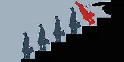 ஒரே மாதத்தில் 90,000 பேர் பணி நீக்கம்; 2023ம் ஆண்டு ஆரம்பமே இப்படியே! அதிர்ச்சி ரிப்போர்ட்