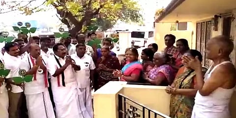 பொய் சொல்லி ஆட்சிக்கு வந்தவர்களுக்கு பாடம் புகட்ட வேண்டும் - வாக்கு சேகரித்த செல்லூர் ராஜூ