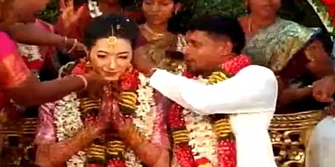 "நானும் தமிழ் பெண்ணாக மாறிவிடுவேன்"- தமிழ் முறைப்படி ரஷ்ய பெண்ணை கரம்பிடித்த இளைஞர்