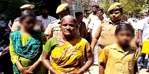 ”என் கணவரை கடத்தி 25 நாள் ஆச்சு” - ஆட்சியர் அலுவலகத்தில் தீக்குளிக்க முயன்ற மனைவி!