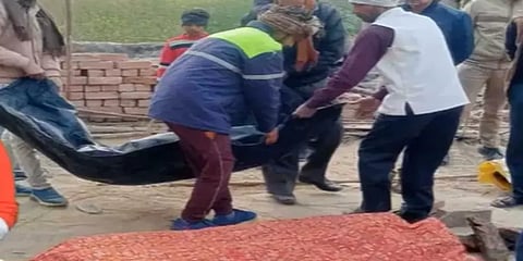 தாயும் மகளும் உயிரோடு எரிக்கப்பட்ட கொடூரம் - கொலையா? தற்கொலையா என விசாரணை