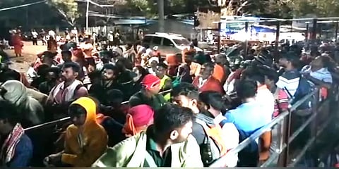 மகா சிவராத்திரி: சதுரகிரியில் குவியும் பக்தர்கள் - எதற்கெல்லாம் அனுமதியில்லை?