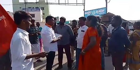 ”இத செஞ்சுட்டு பிறகு ஓட்டு கேட்க வாங்க”-நாம் தமிழர் கட்சியினரை திருப்பி அனுப்பிய மக்கள்!